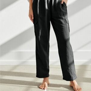 Women’s Straight Leg Cargo Pants - Black